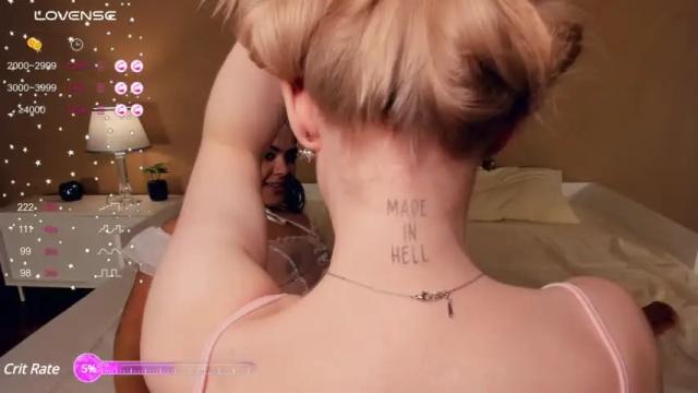 Image 11 of chloe_groovy Stream on Chaturbate on 17 months ago