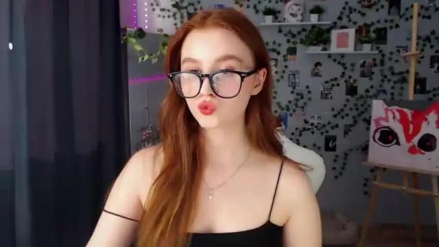 Image 12 of chloe_hartfilia Stream on Chaturbate on 14 months ago