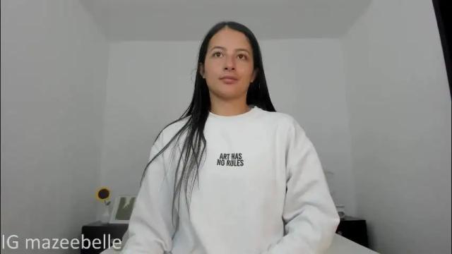 Image 3 of chloe_mazee Stream on Chaturbate on 4 months ago