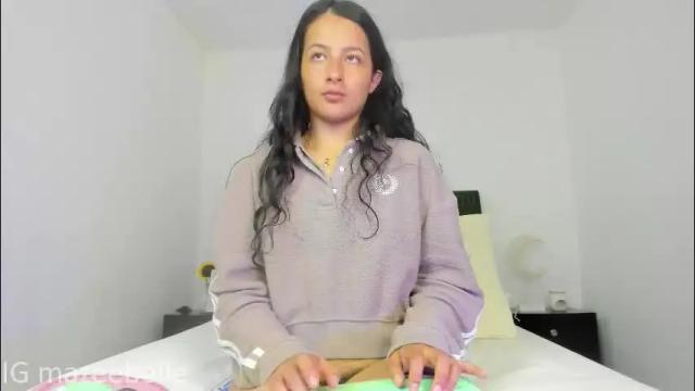 Image 8 of chloe_mazee Stream on Chaturbate on 2 months ago