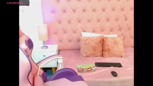 Thumbnail 3, chloe_mejier's Stream at Chaturbate, 24 months ago