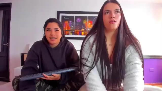 Image 2 of chloe_millerrr Stream on Chaturbate on 18 months ago