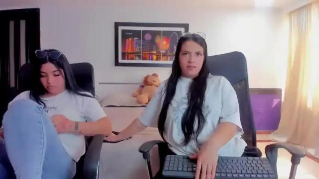 Image 11 of chloe_millerrr Stream on Chaturbate on 18 months ago