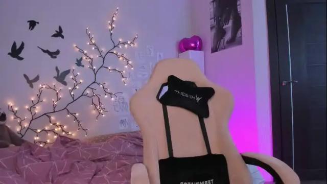Thumbnail 3, chloe_murrr's Stream at Chaturbate, 2 months ago