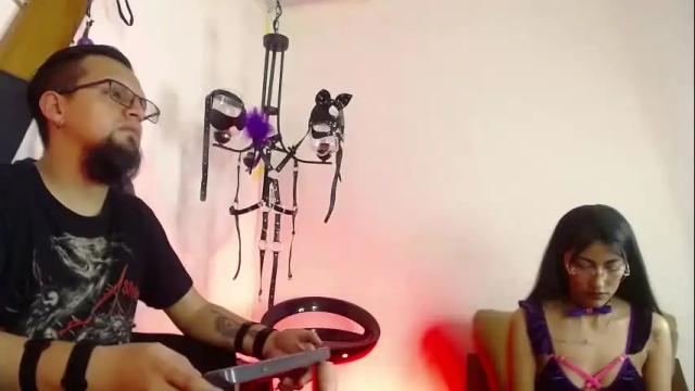 Image 11 of chloe_n_maiik Stream on Chaturbate on 1 month ago