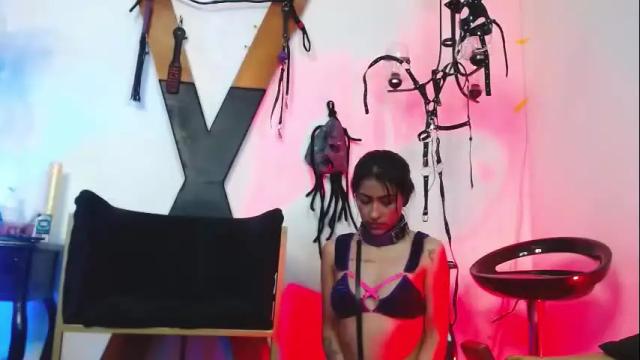 Image 2 of chloe_n_maiik Stream on Chaturbate on 1 month ago