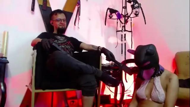 Image 3 of chloe_n_maiik Stream on Chaturbate on 1 month ago