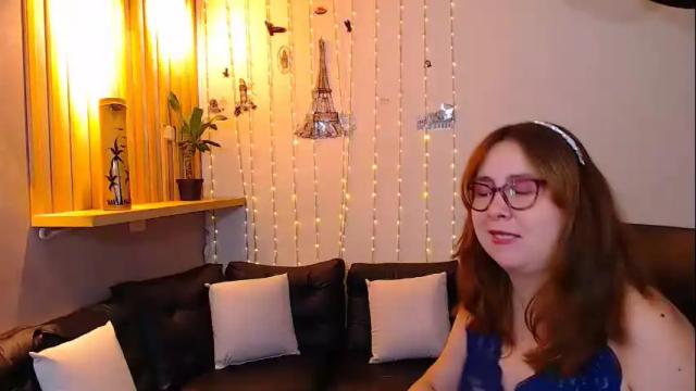 Image 2 of chloe_prg Stream on Chaturbate on 1 month ago
