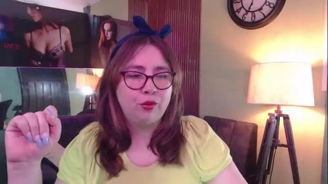 Image 6 of chloe_prg Stream on Chaturbate on 21 days ago