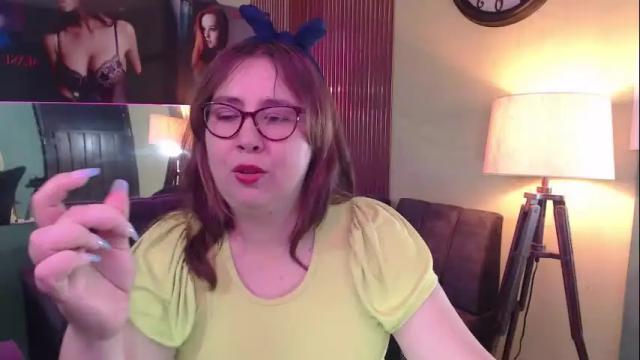 Image 7 of chloe_prg Stream on Chaturbate on 21 days ago