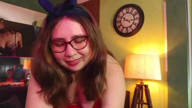 Image 7 of chloe_prg Stream on Chaturbate on 7 days ago