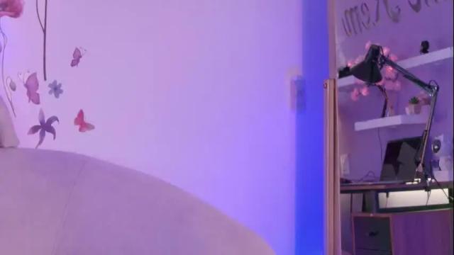 Image 7 of chloe_rem Stream on Chaturbate on 23 days ago