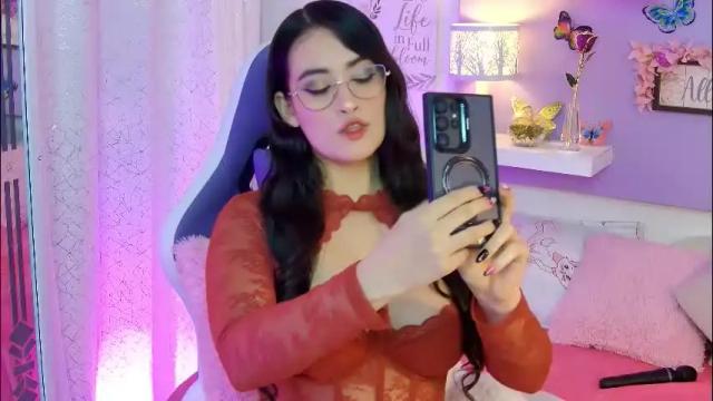 Image 10 of chloe_rem Stream on Chaturbate on 1 month ago