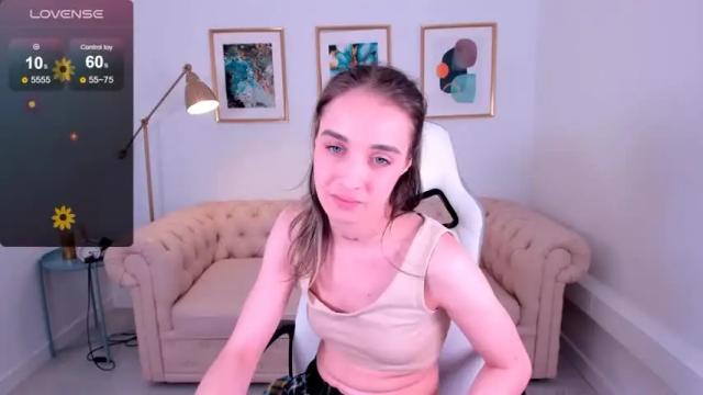 Image 8 of chloe_sinn Stream on Chaturbate on 20 months ago