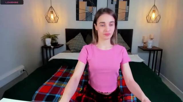 Thumbnail 1, chloe_sinn's Stream at Chaturbate, 19 months ago