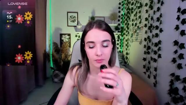 Thumbnail 2, chloe_sinn's Stream at Chaturbate, 19 months ago