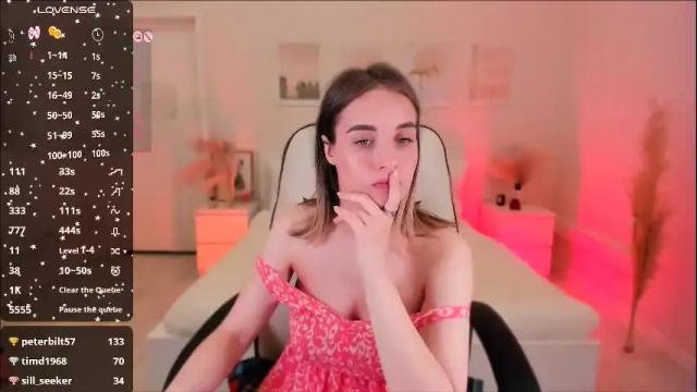 Image 3 of chloe_sinn Stream on Chaturbate on 4 months ago