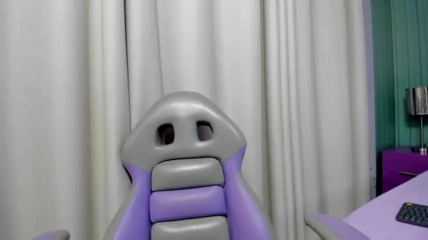 chloe_smith222 Chaturbate