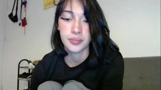 Image 10 of chloe_snoww Stream on Chaturbate on 8 days ago