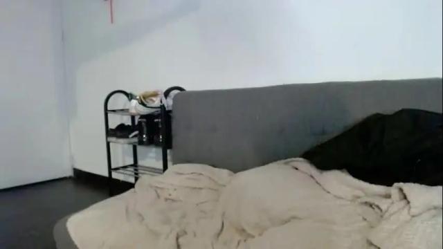 Image 2 of chloe_snoww Stream on Chaturbate on 8 days ago