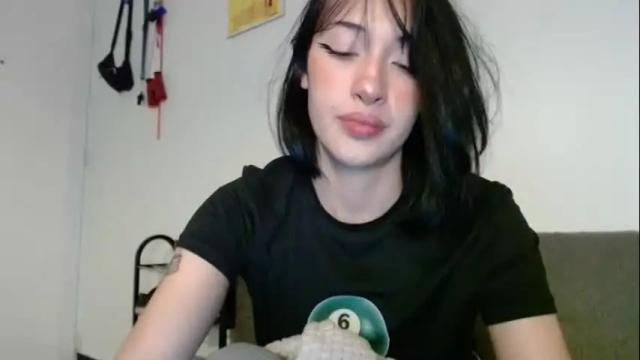 Image 6 of chloe_snoww Stream on Chaturbate on 8 days ago