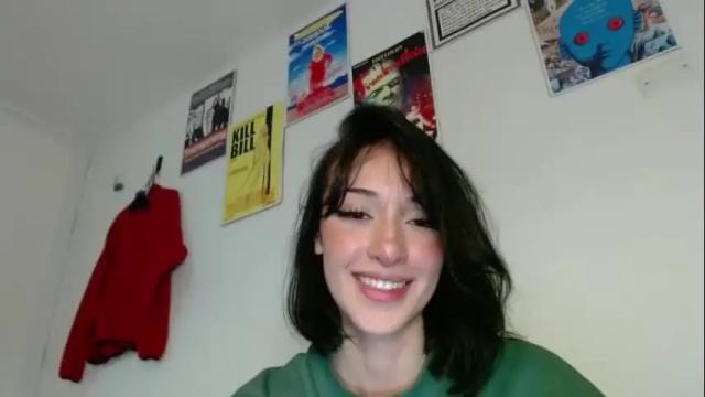Image 4 of chloe_snoww Stream on Chaturbate on 6 days ago