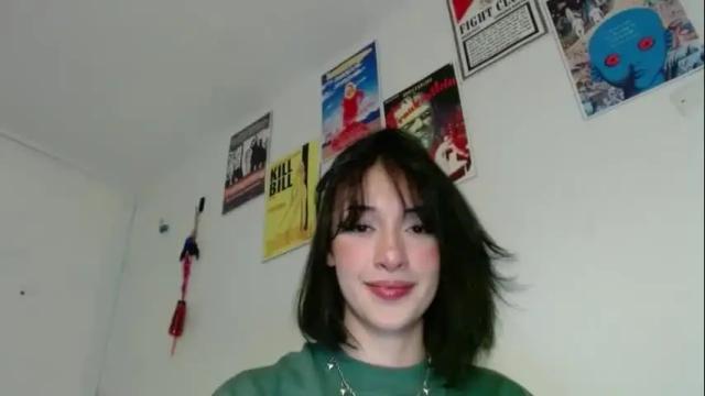 Image 8 of chloe_snoww Stream on Chaturbate on 6 days ago