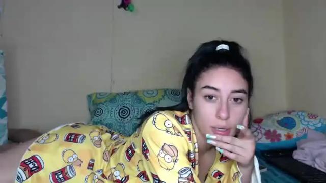 Image 10 of chloe_vahos Stream on Chaturbate on 13 months ago