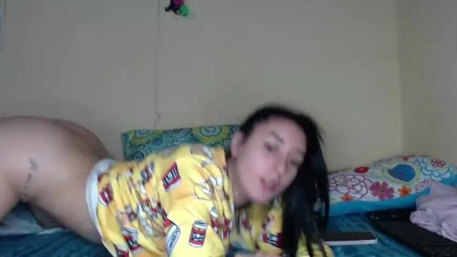 Image 11 of chloe_vahos Stream on Chaturbate on 13 months ago