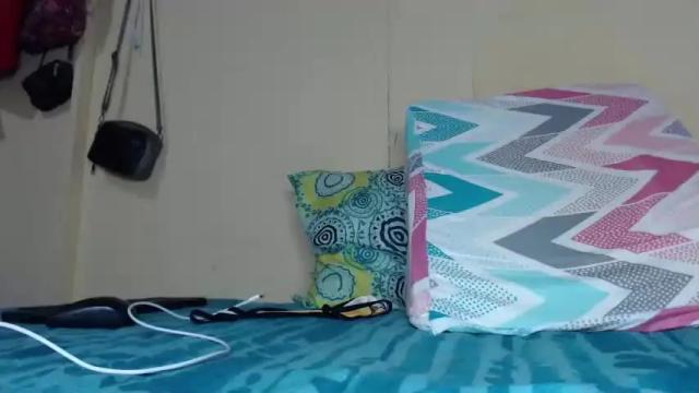 Image 3 of chloe_vahos Stream on Chaturbate on 13 months ago