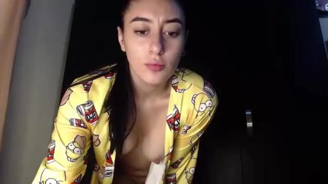 Image 11 of chloe_vahos Stream on Chaturbate on 13 months ago