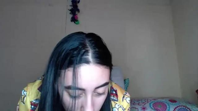 Image 10 of chloe_vahos Stream on Chaturbate on 13 months ago