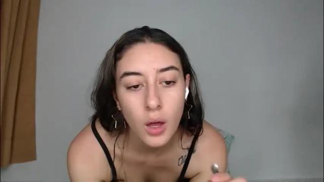 Image 6 of chloe_vahos Stream on Chaturbate on 2 months ago