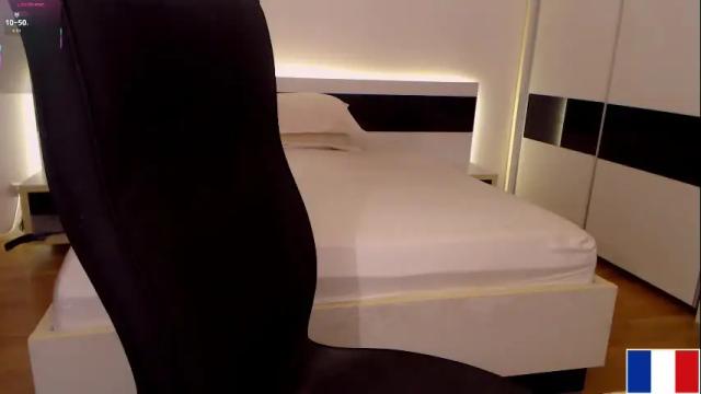 Image 8 of chloe_van_der_lust Stream on Chaturbate on 22 days ago
