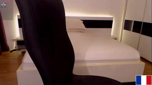 Image 7 of chloe_van_der_lust Stream on Chaturbate on 16 days ago