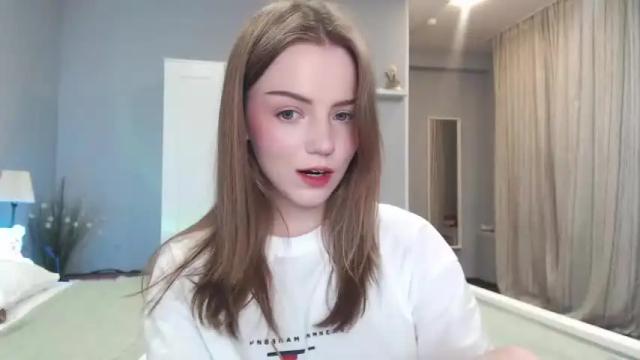 Image 6 of chloe_wilsonn Stream on Chaturbate on 15 months ago