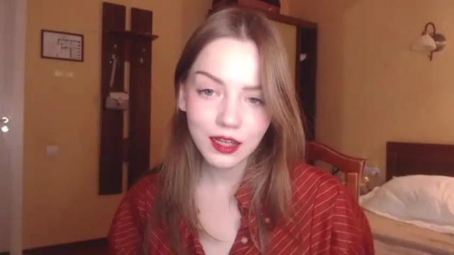 Image 4 of chloe_wilsonn Stream on Chaturbate on 15 months ago