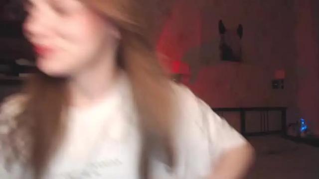 Image 10 of chloe_wilsonn Stream on Chaturbate on 14 months ago