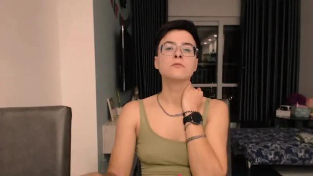 Image 8 of chloe_x_ Stream on Chaturbate on 14 months ago