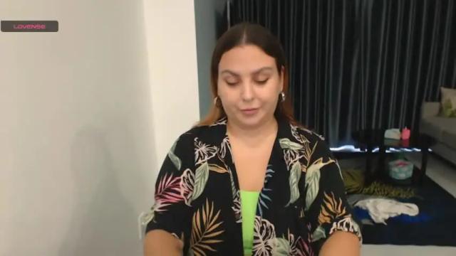 Image 4 of chloe_x_ Stream on Chaturbate on 14 months ago