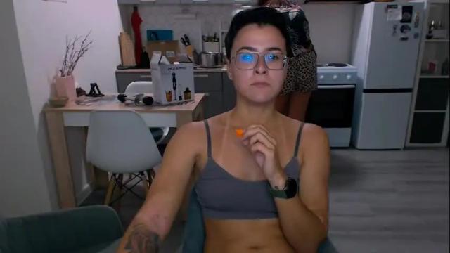 Image 2 of chloe_x_ Stream on Chaturbate on 1 month ago