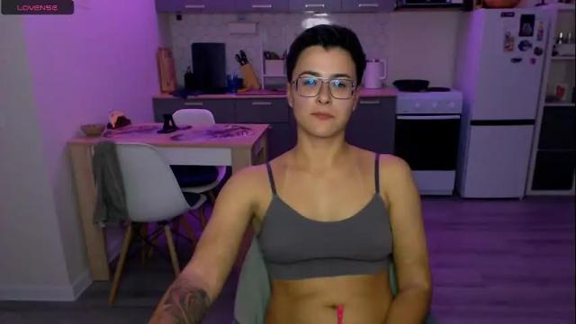 Image 7 of chloe_x_ Stream on Chaturbate on 6 days ago