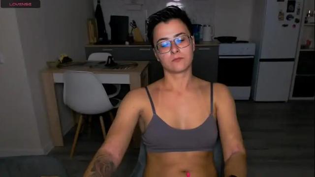 Image 8 of chloe_x_ Stream on Chaturbate on 4 months ago