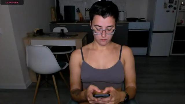Image 7 of chloe_x_ Stream on Chaturbate on 4 months ago