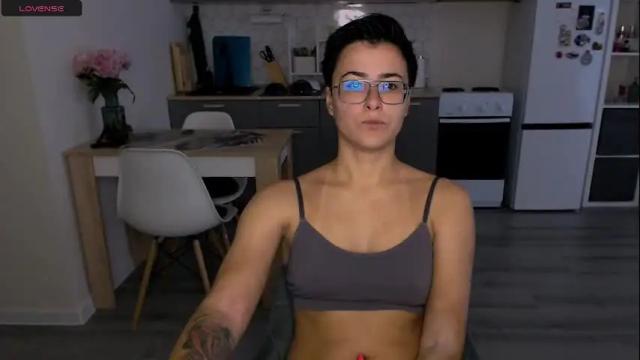 Image 6 of chloe_x_ Stream on Chaturbate on 3 months ago