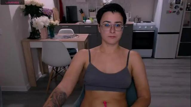 Image 4 of chloe_x_ Stream on Chaturbate on 3 months ago