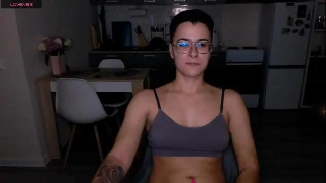 Image 2 of chloe_x_ Stream on Chaturbate on 3 months ago