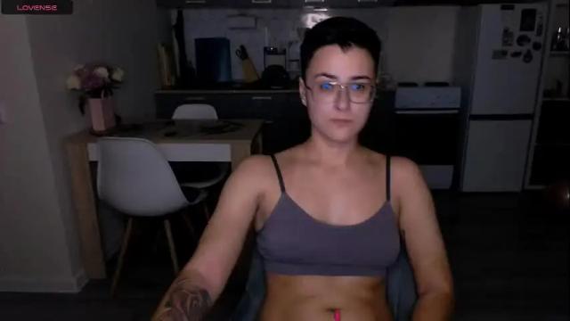 Image 3 of chloe_x_ Stream on Chaturbate on 3 months ago