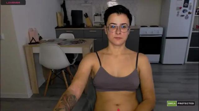 Image 3 of chloe_x_ Stream on Chaturbate on 2 months ago