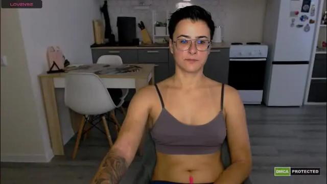 Thumbnail 3, chloe_x_'s Stream at Chaturbate, 2 months ago